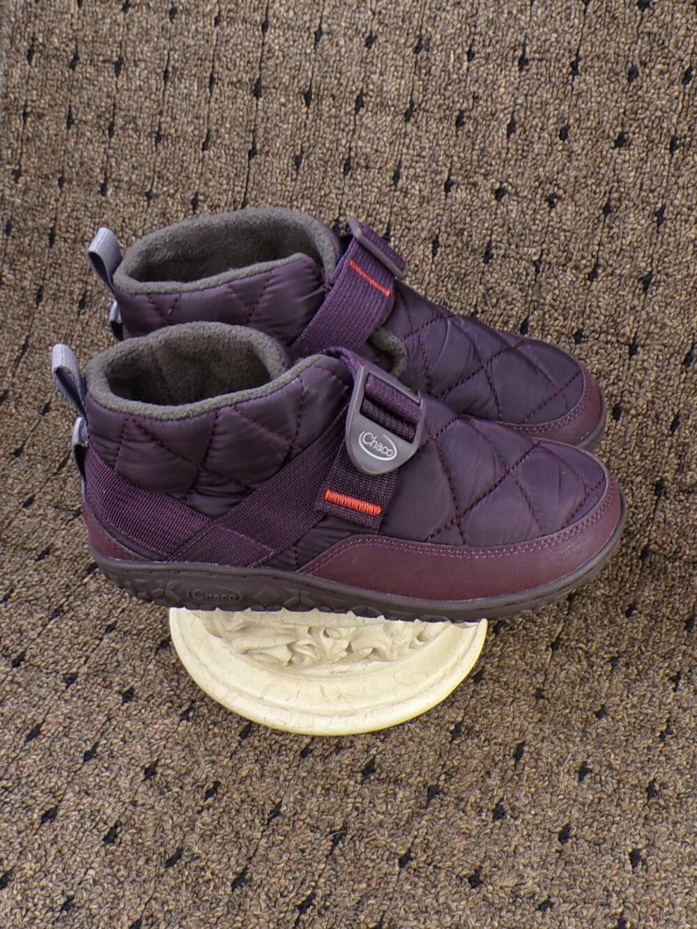 Chaco Ramble Puff Booties – Dark Plum – Big Kids Size 1.5 (EU 32.5) 🍇 NWT - Picture 2 of 7